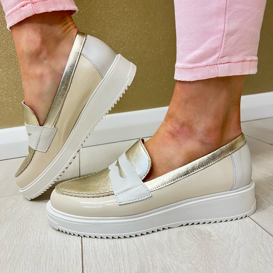 Pitillos 10384 Cream/Gold Leather Loafers