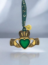 Maple Moon - Classic Enamel Claddagh