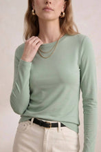 J.W. Atelier - 100% premium cotton long-sleeve T-shirt: Almond