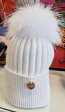 Arabella Cashmere Hat with detachable Pom Pom