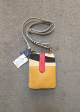 Soruka Josie Clutch Crossbody Bag 81057