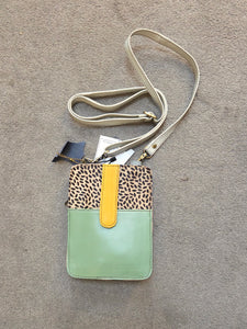 Soruka Josie Clutch Crossbody Bag 81057