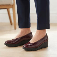 Wonders - FLY C-33100 Leather Shoes - Burgundy Croc