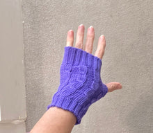 MODA LATINA - Fingerless knitted alpaca gloves