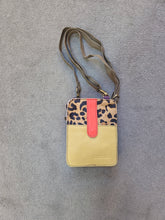 Soruka Josie Clutch Crossbody Bag 81057