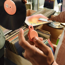 Chipolo Loop Rechargeable Item Finder