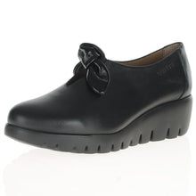 Wonders C-33159 Black Leather Shoe with Bow Detail