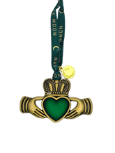 Maple Moon - Classic Enamel Claddagh