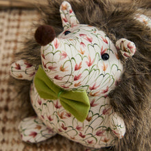 Riva Home - Henrietta Hedgehog Door Stop / 19 x 15 x 15cm