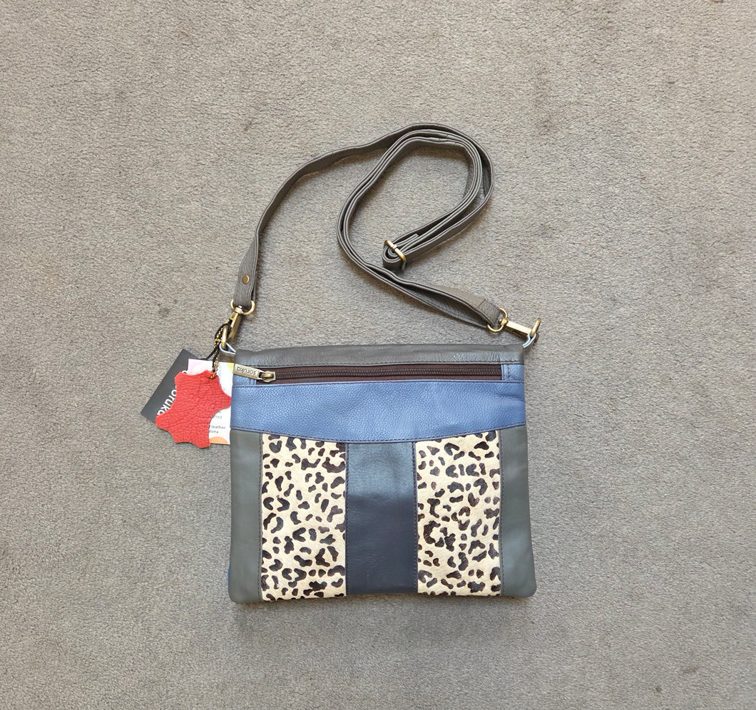 Soruka Mei 360 Reversible Leather Bag 81301