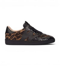 Wonders AP-2010 LAI Leopard print Trainers