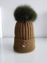 Cashmere Hat with detachable Pom Pom