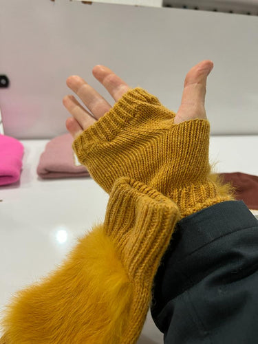 Fingerless Gloves